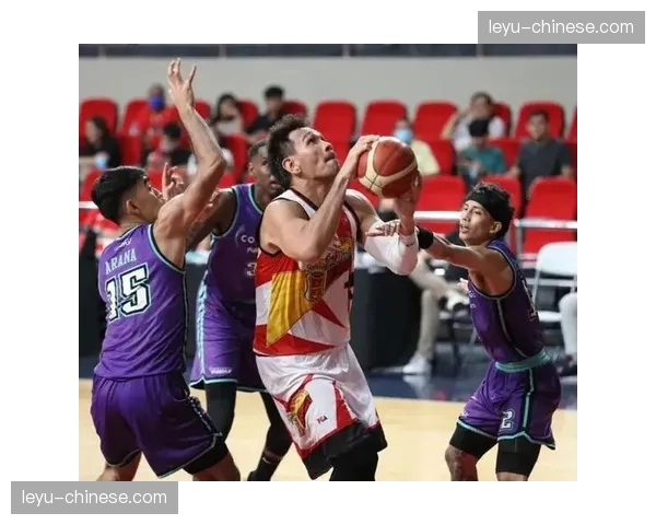 菲律宾篮球协会(PBA)总决赛:生力啤酒人队4-2夺冠,荣获总督杯 菲律宾篮球协会(PBA)总决赛:生力啤酒人队4-2夺冠,荣获总督杯